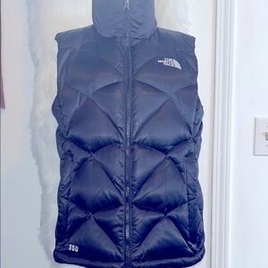 💣NWOT💣The North Face Black Puffer Vest💣